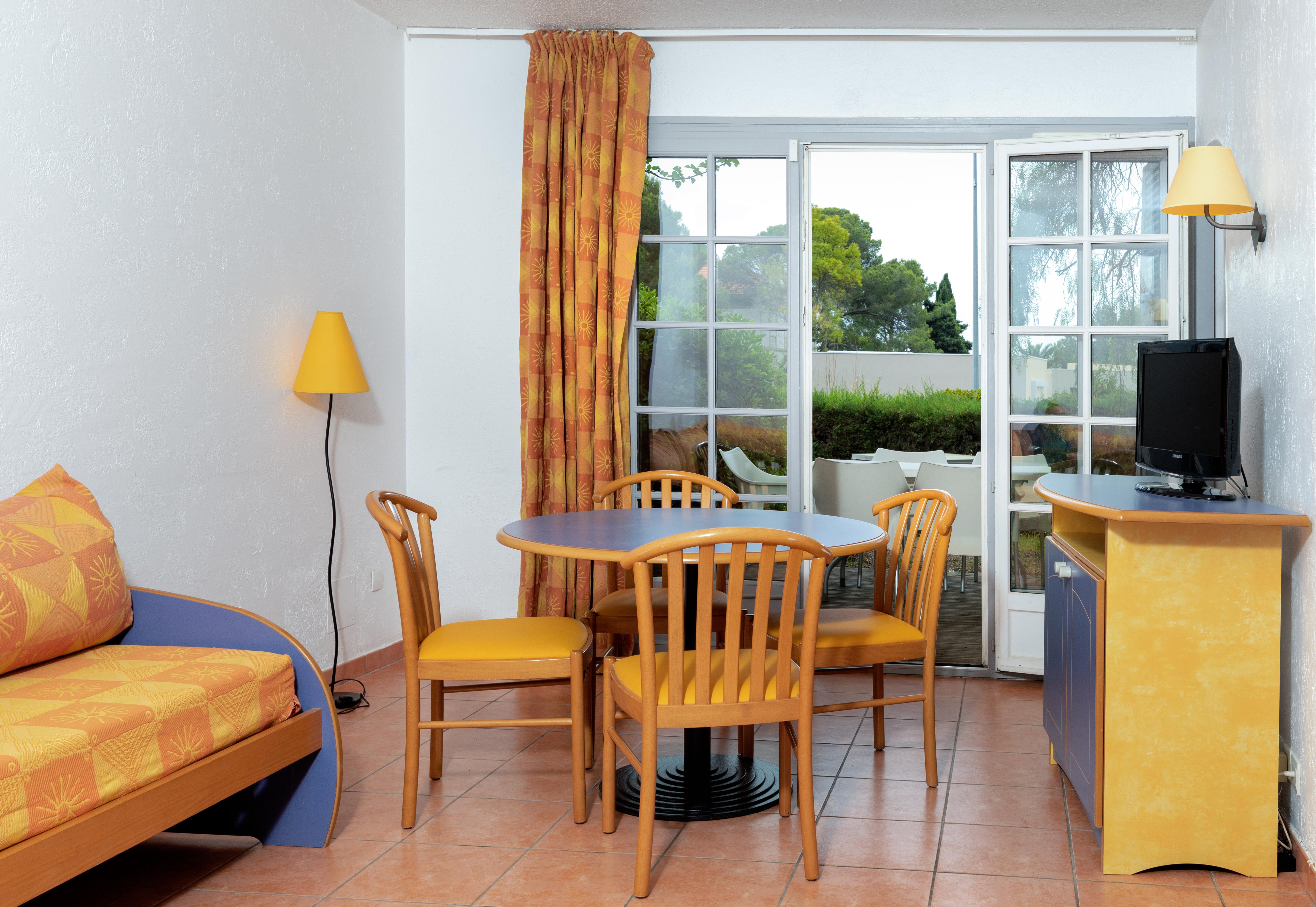 Sowell Residences Chenes Verts Saint-Raphaël Dış mekan fotoğraf