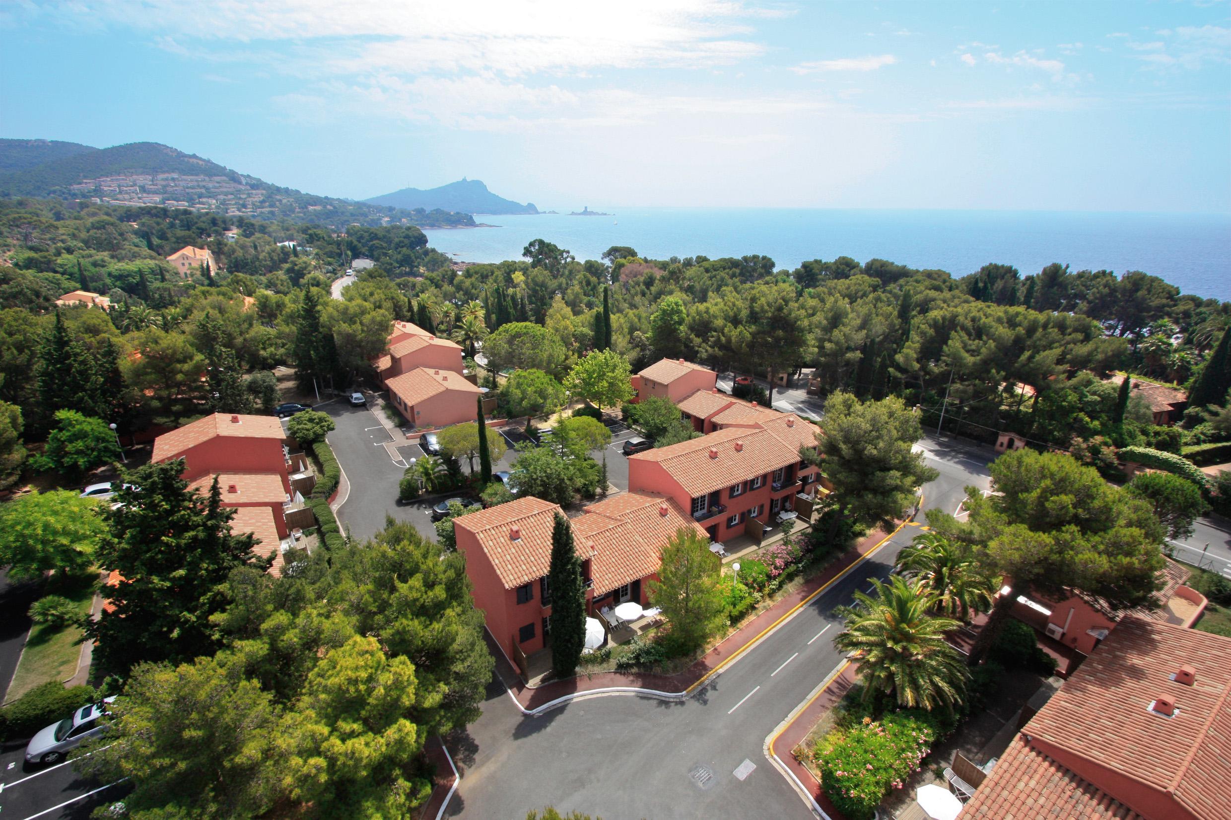 Sowell Residences Chenes Verts Saint-Raphaël Dış mekan fotoğraf